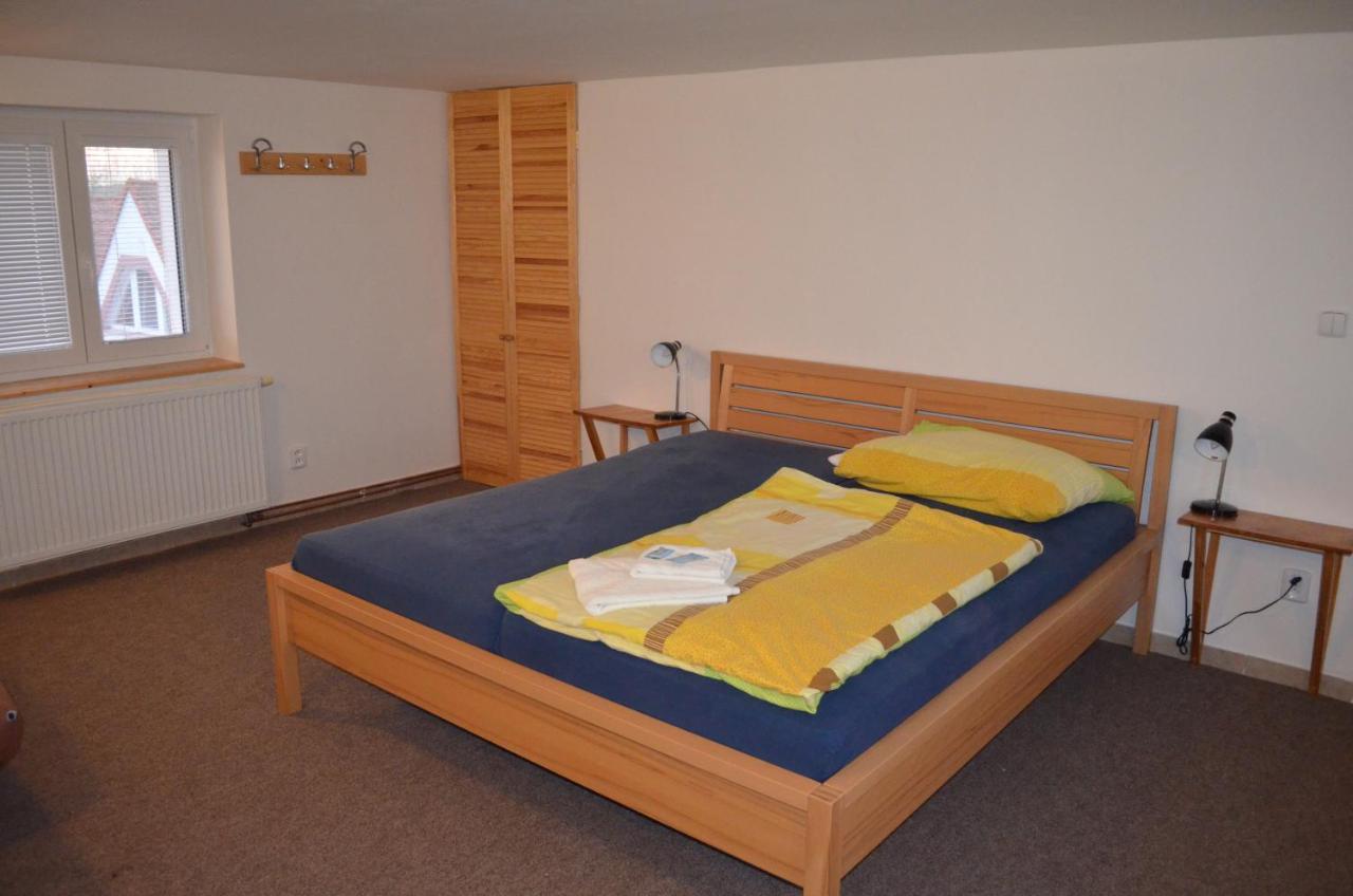 Hotel Famozclub Bakov nad Jizerou Zewnętrze zdjęcie