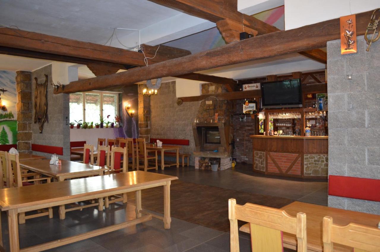 Hotel Famozclub Bakov nad Jizerou Zewnętrze zdjęcie